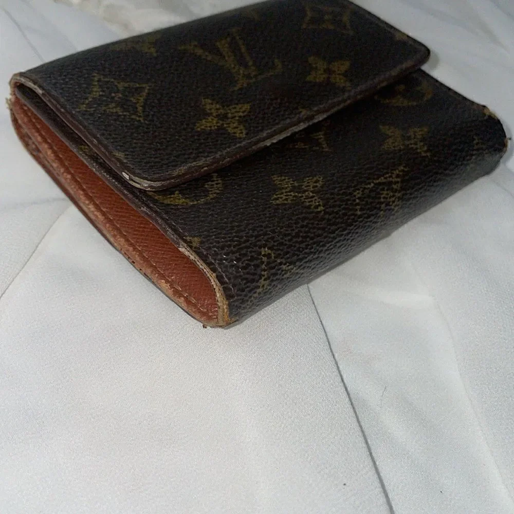Authentic Louis Vuitton Monogram Porte Monnaie Billets Compact Wallet